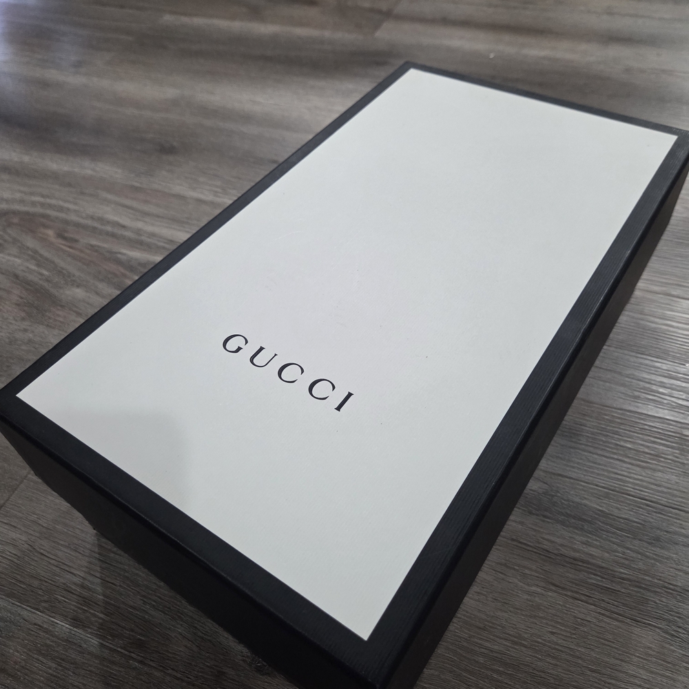 Gucci Men's White and Green Sneakers - Picture 13 of 13